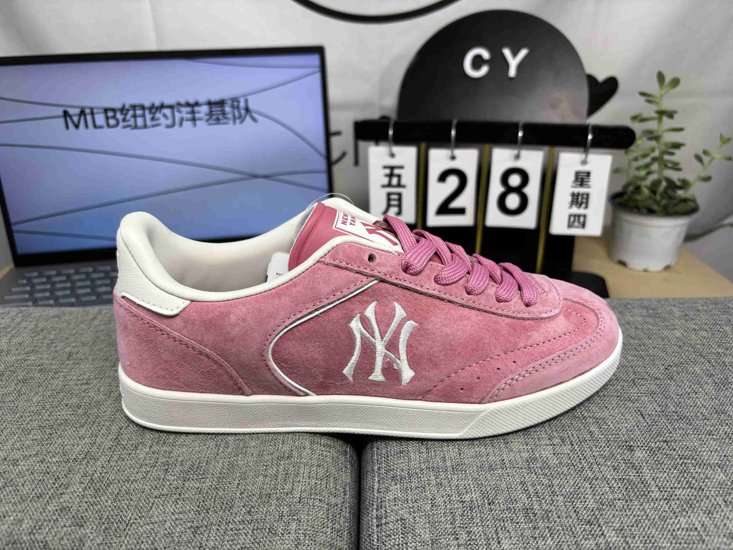 MLB Yankees Multi-Color Leather Suede Casual Shoes for Men Women - Image 9